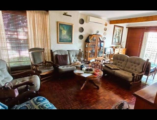 4 BEDROOM HOUSE FOR SALE IN NORKEM PARK